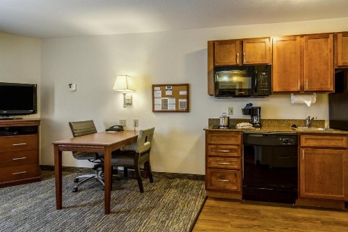 Candlewood Suites Jacksonville East Merril Road an IHG Hotel - image 50