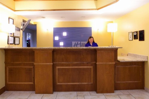 Holiday Inn Express Hotel & Suites Jacksonville-Blount Island - image 18