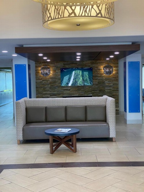Holiday Inn Express Hotel & Suites Jacksonville-Blount Island - image 44