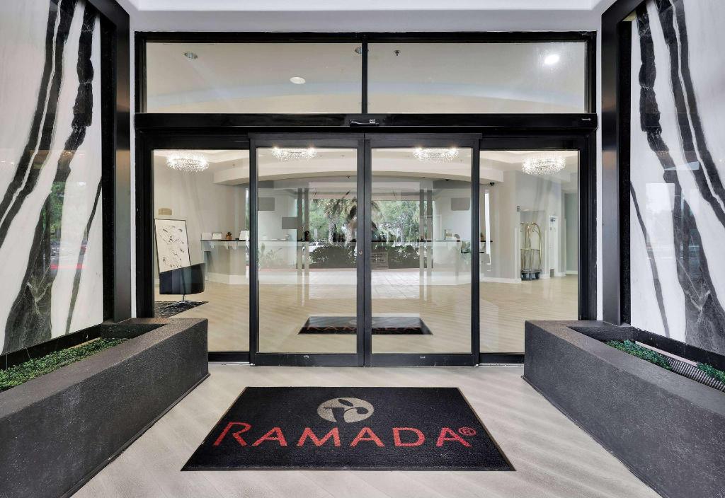 Ramada by Wyndham Jacksonville I-95 by Butler Blvd - main image