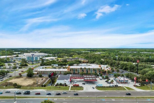 Ramada by Wyndham Jacksonville I-95 by Butler Blvd - image 29