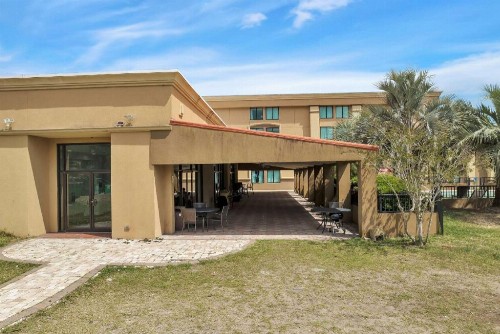 Ramada by Wyndham Jacksonville I-95 by Butler Blvd - image 41