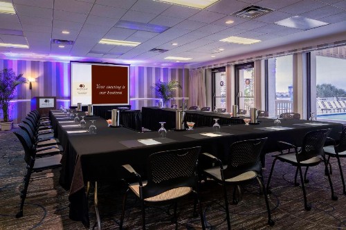 DoubleTree by Hilton Jacksonville Riverfront FL - image 48