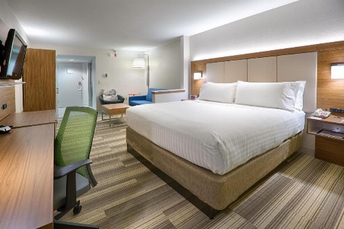 Holiday Inn Express Hotel & Suites Jacksonville-South an IHG Hotel - image 18