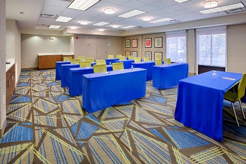 Holiday Inn Express Hotel & Suites Jacksonville-South an IHG Hotel - image 26