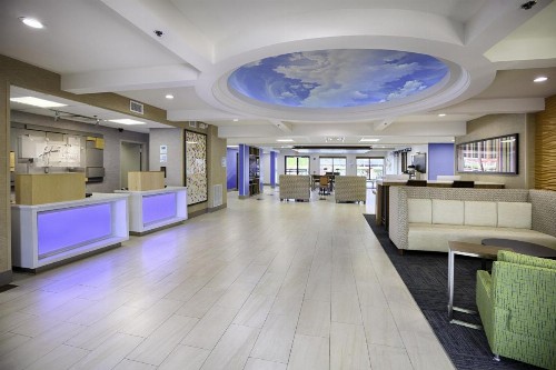 Holiday Inn Express Hotel & Suites Jacksonville-South an IHG Hotel - image 8