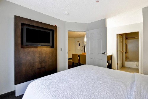 Residence Inn by Marriott Jacksonville Airport - image 25