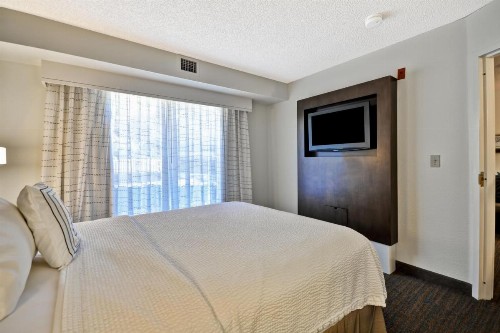 Residence Inn by Marriott Jacksonville Airport - image 26