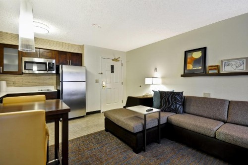 Residence Inn by Marriott Jacksonville Airport - image 27