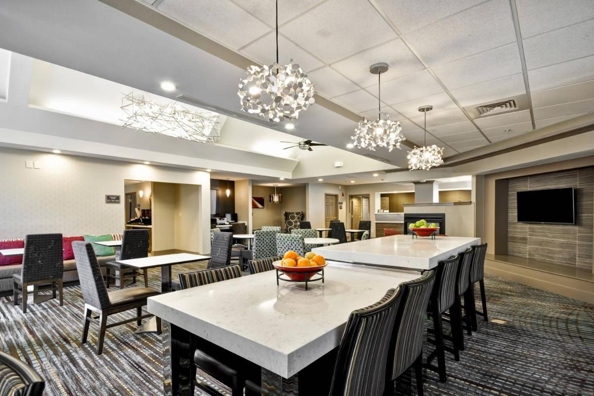 Residence Inn by Marriott Jacksonville Airport - image 3
