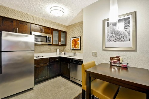 Residence Inn by Marriott Jacksonville Airport - image 30