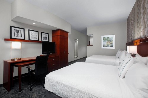 Courtyard by Marriott Jacksonville I-295/East Beltway - image 11