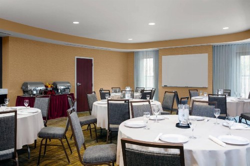 Courtyard by Marriott Jacksonville I-295/East Beltway - image 15
