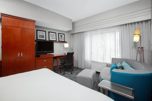 Courtyard by Marriott Jacksonville I-295/East Beltway - image 18