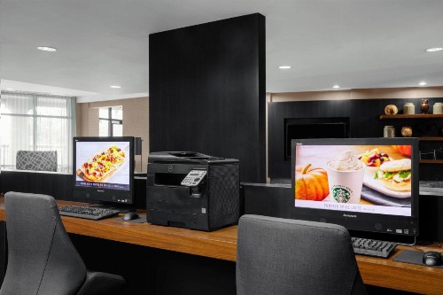 Courtyard by Marriott Jacksonville I-295/East Beltway - image 3