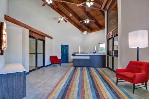 Studio 6-Jacksonville FL - Baymeadows - image 5