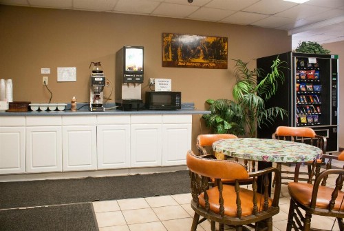 Scottish Inn Downtown Jacksonville - image 6