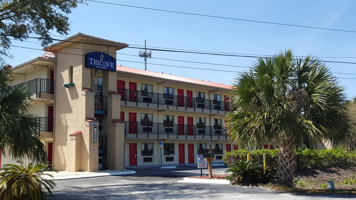 Tricove Inn & Suites - image 3