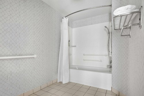 Springhill Suites by Marriott Jacksonville Airport - image 10