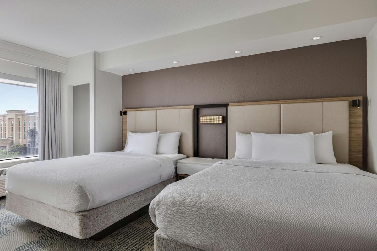 Springhill Suites by Marriott Jacksonville Airport - image 7