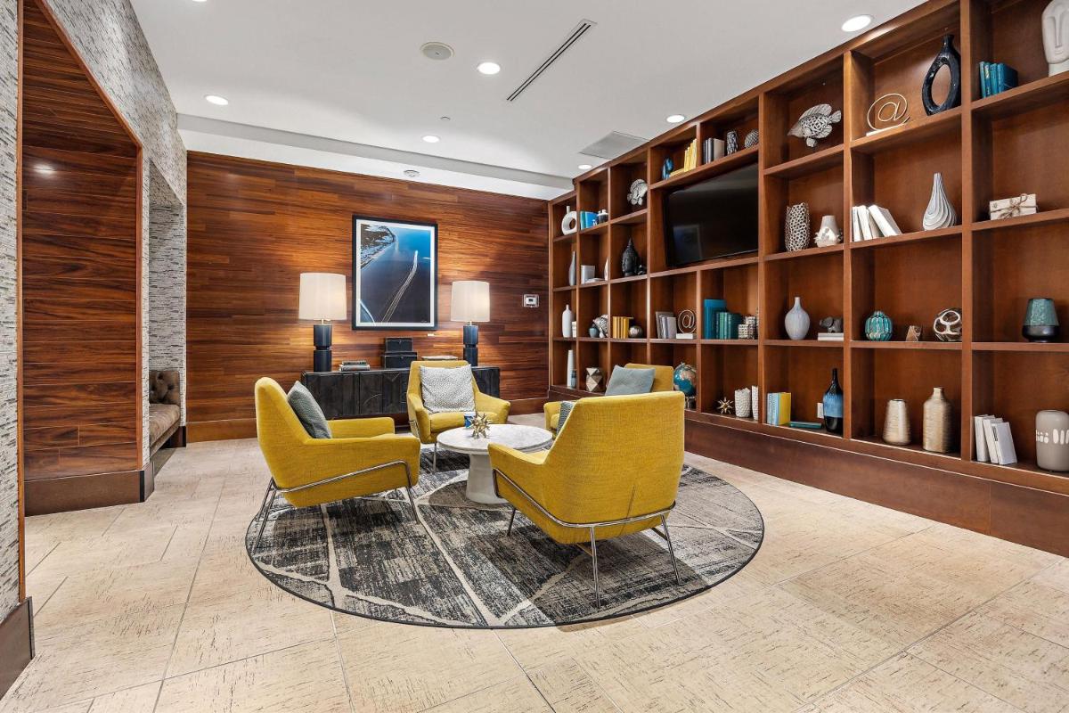 Four Points by Sheraton Jacksonville Baymeadows - image 3