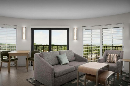 Homewood Suites by Hilton Jacksonville-Downtown/Southbank - image 13