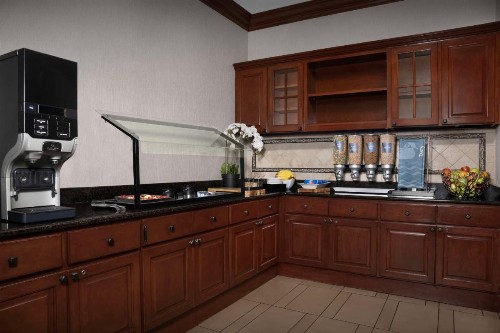 Homewood Suites by Hilton Jacksonville-Downtown/Southbank - image 3