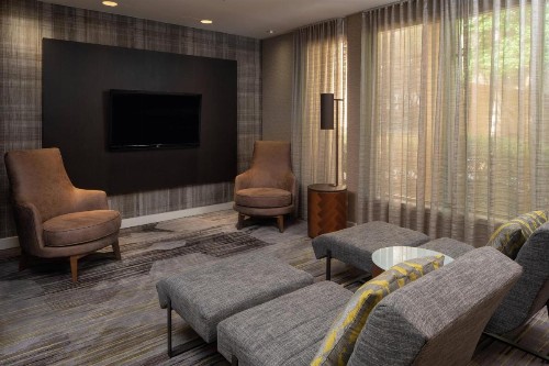 Courtyard by Marriott Jacksonville at the Mayo Clinic Campus/Beaches - image 18