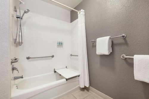 Courtyard by Marriott Jacksonville at the Mayo Clinic Campus/Beaches - image 24