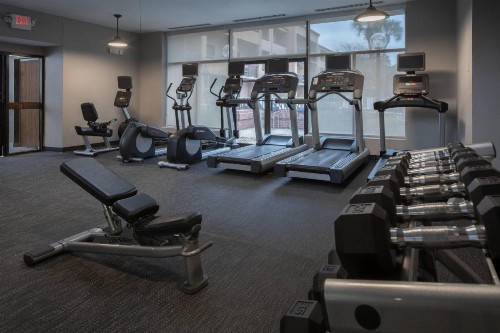 Courtyard by Marriott Jacksonville at the Mayo Clinic Campus/Beaches - image 26