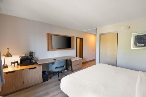 Fairfield Inn & Suites Jacksonville Butler Boulevard - image 27