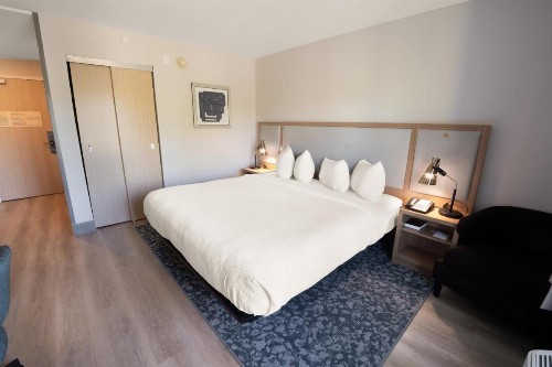 Fairfield Inn & Suites Jacksonville Butler Boulevard - image 4