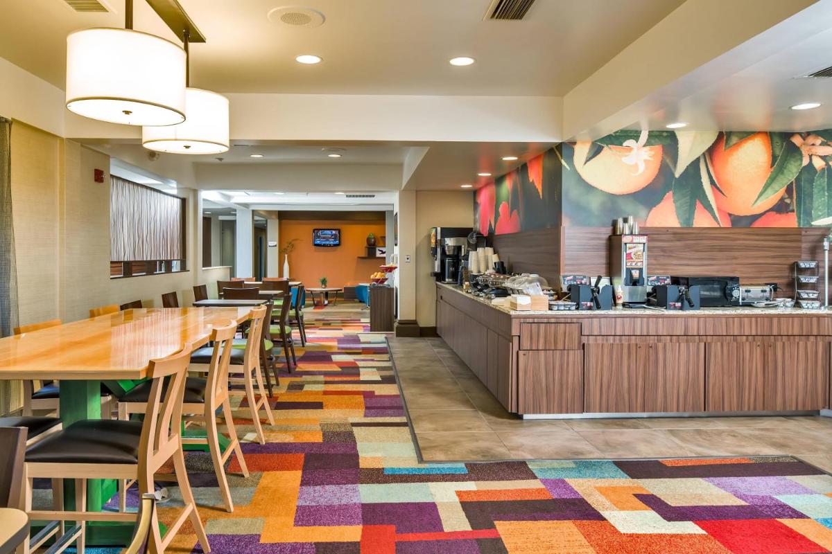 Fairfield Inn & Suites Jacksonville Airport - main image