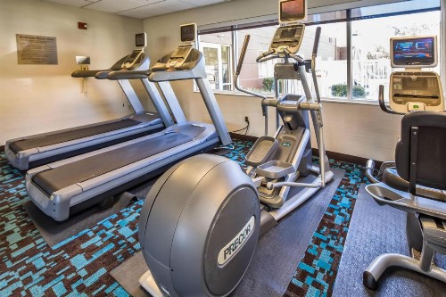Fairfield Inn & Suites Jacksonville Airport - image 17