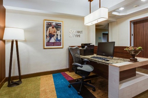 Fairfield Inn & Suites Jacksonville Airport - image 8
