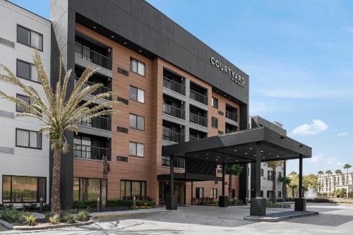 Courtyard Jacksonville Butler Boulevard - image 11
