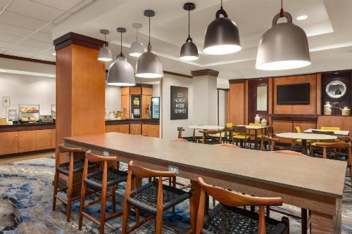 Fairfield Inn & Suites Jacksonville West/Chaffee Point - image 17
