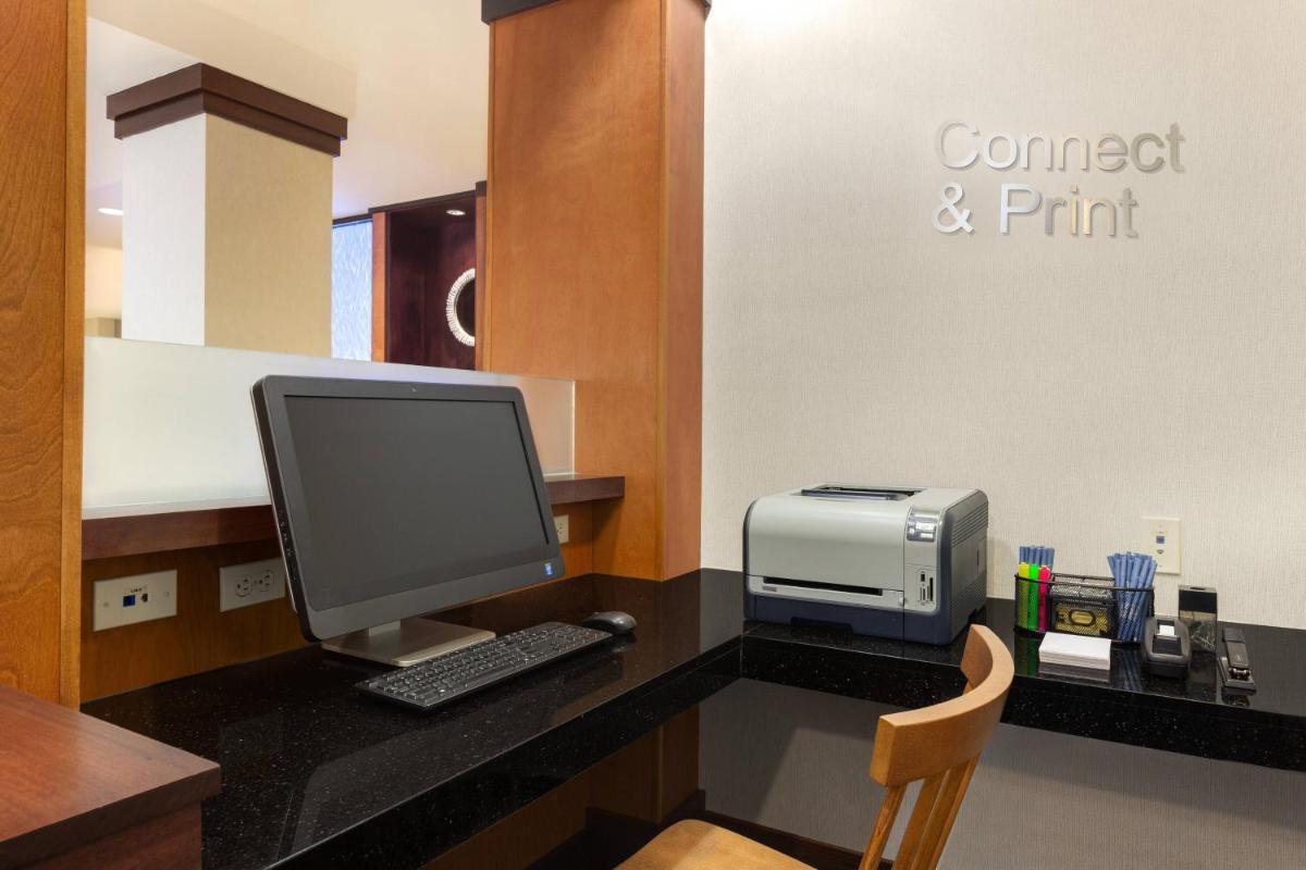 Fairfield Inn & Suites Jacksonville West/Chaffee Point - image 7