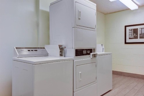 Springhill Suites Jacksonville - image 24