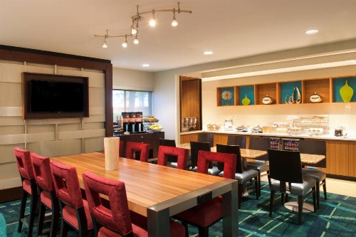 Springhill Suites Jacksonville - image 25