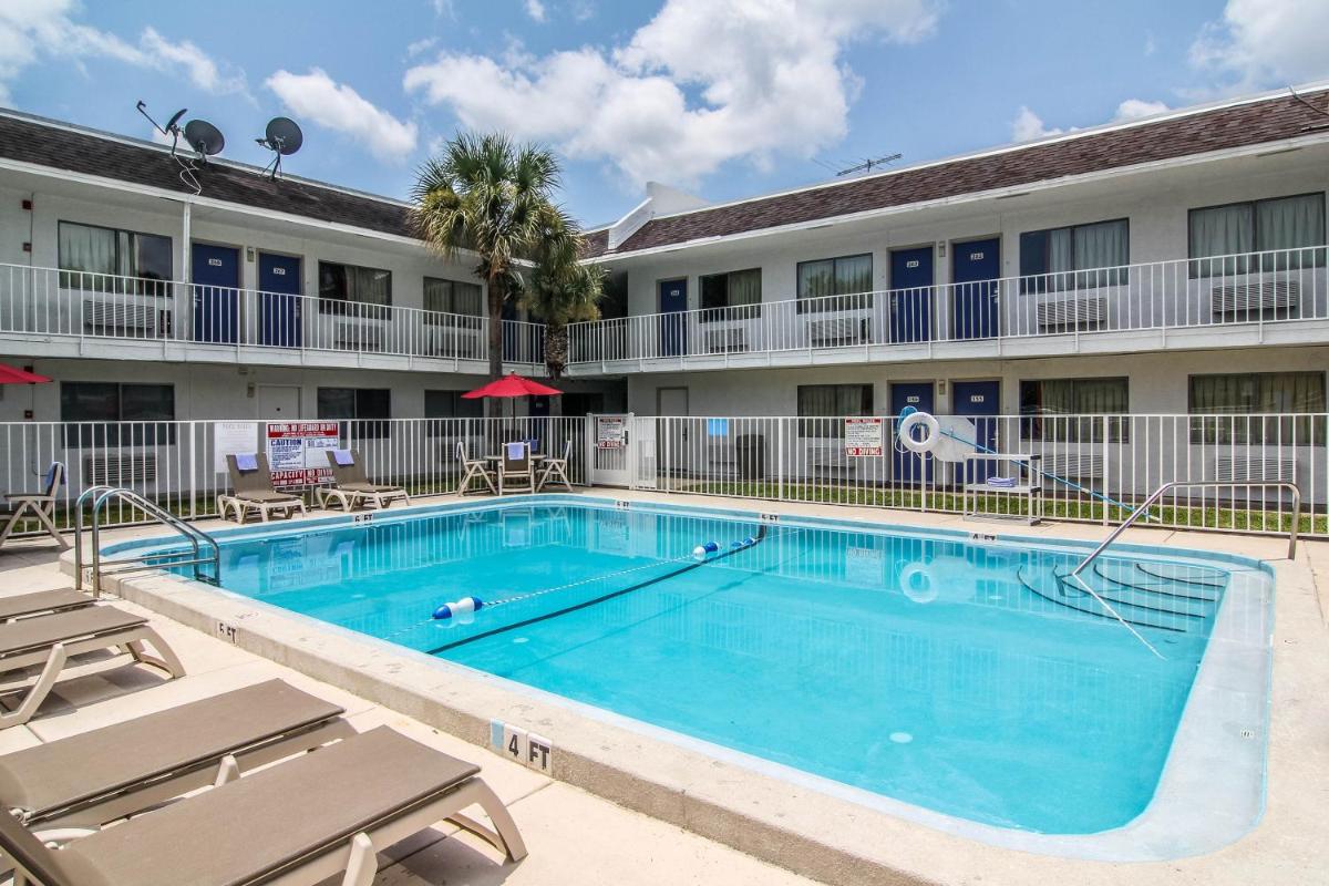 Motel 6-Jacksonville FL - Orange Park - main image