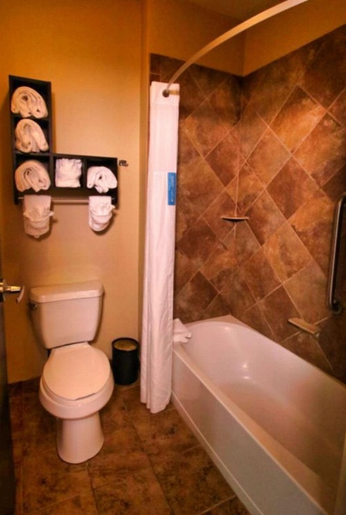 Hampton Inn & Suites Jacksonville Beach Boulevard/Mayo Clinic - image 33