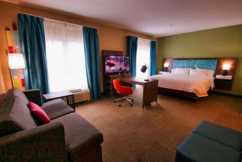 Hampton Inn & Suites Jacksonville Beach Boulevard/Mayo Clinic - image 37