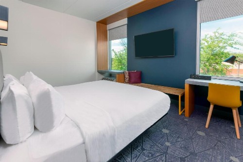 Aloft Jacksonville Airport - image 10