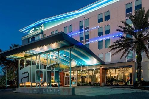 Aloft Jacksonville Airport - image 2