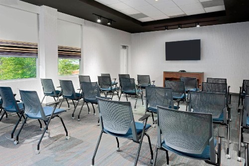 Aloft Jacksonville Airport - image 29