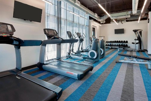 Aloft Jacksonville Airport - image 7
