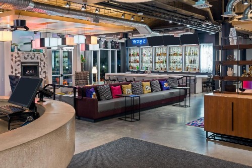 Aloft Jacksonville Airport - image 9