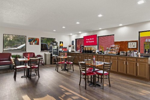 Red Roof Inn Baldwin - image 17
