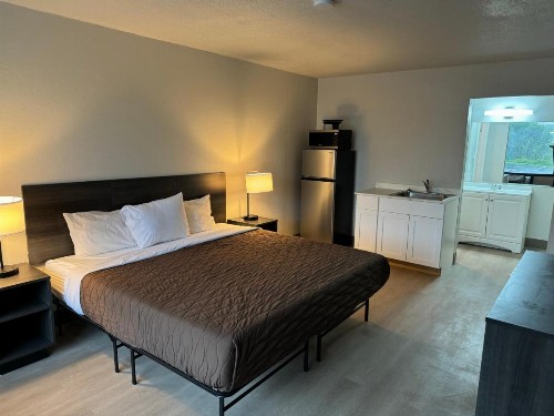 Quality Inn Conference Center - image 2